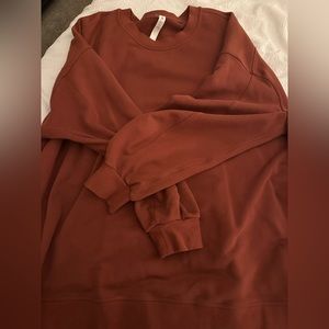 Perfectly oversized crew